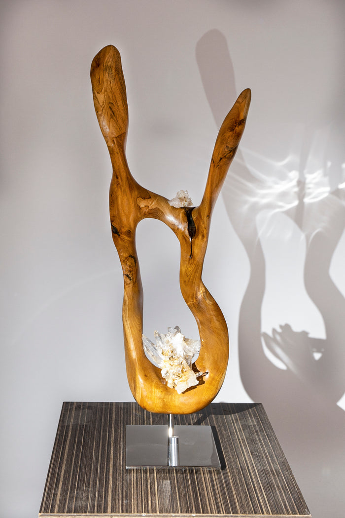 Dorit Schwartz – Graceful Touch, original sculpture in Lemurian quartz crystal and mahoni wood